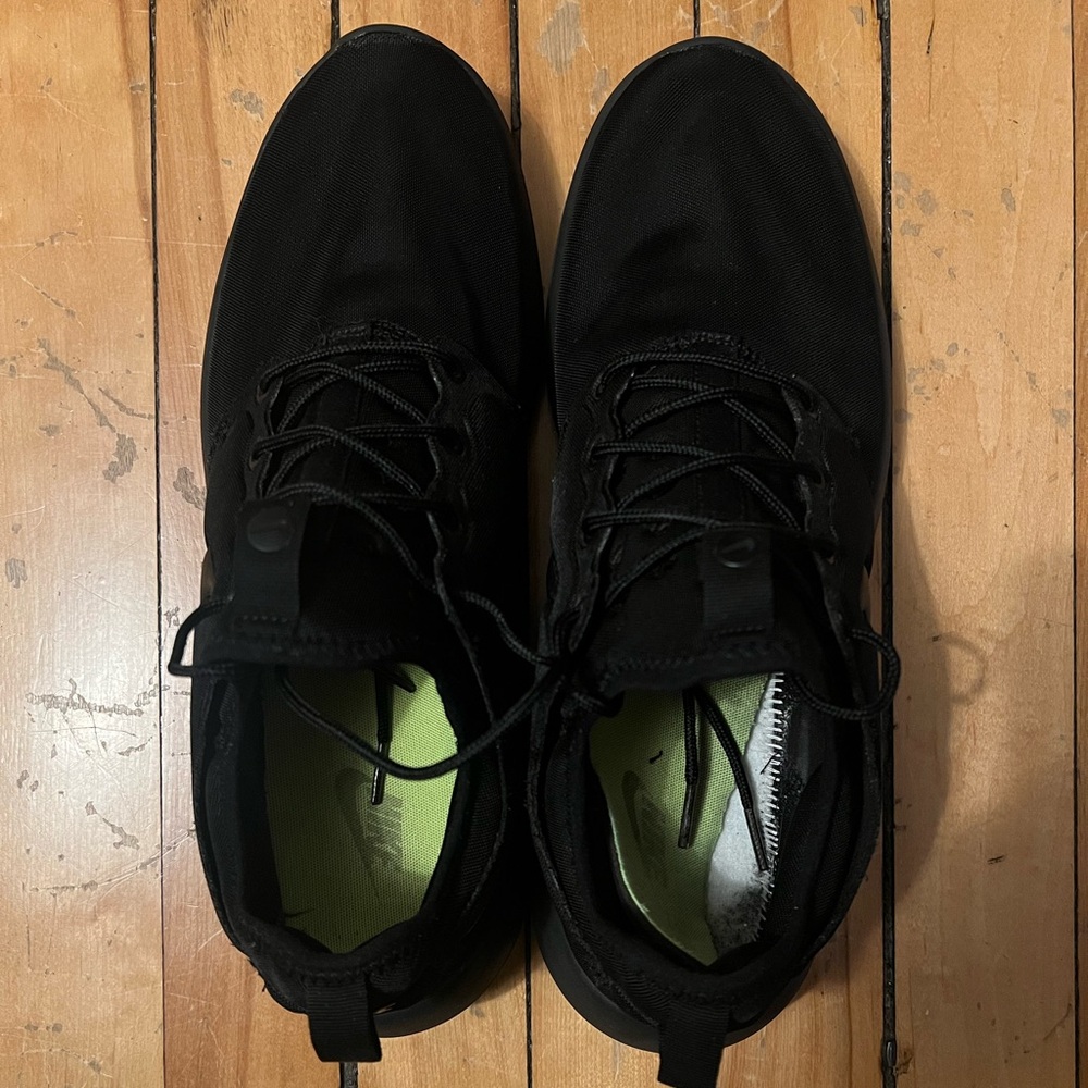 Nike Men's Roshe Two Triple Black